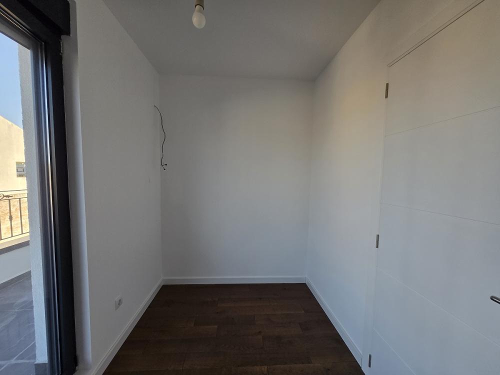 Slika 10 - Luke Vukalovića, Četvorosoban stan na prodaju, 92m2, 445.000€